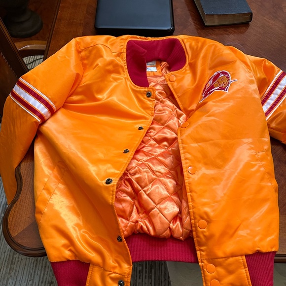 Tampa Bay Buccaneers throwback Starter jacket - Picture 1 of 6